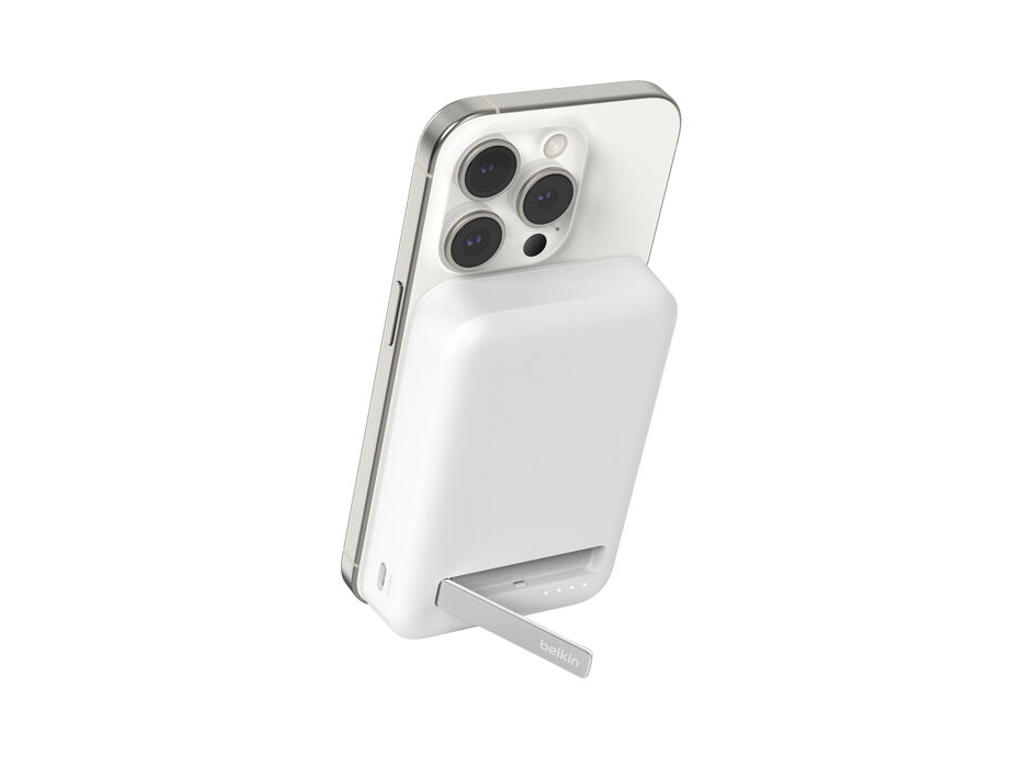 Belkin BoostCharge Pro Trådløs opladning Hvid