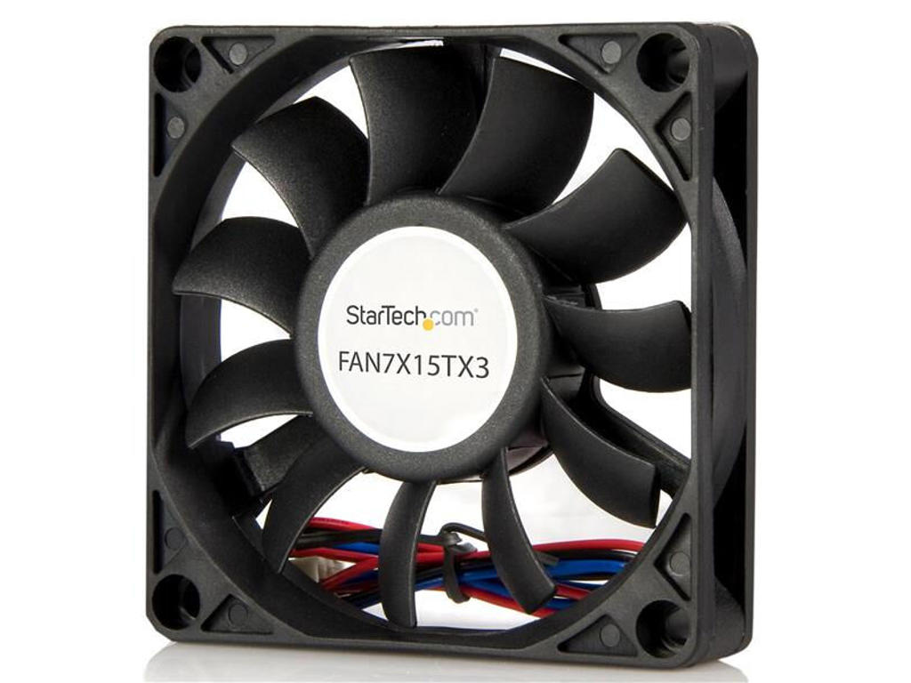 StarTech.com FAN7X15TX3 Computerkølesystem Computerkabinet Ventilator 7 cm Sort