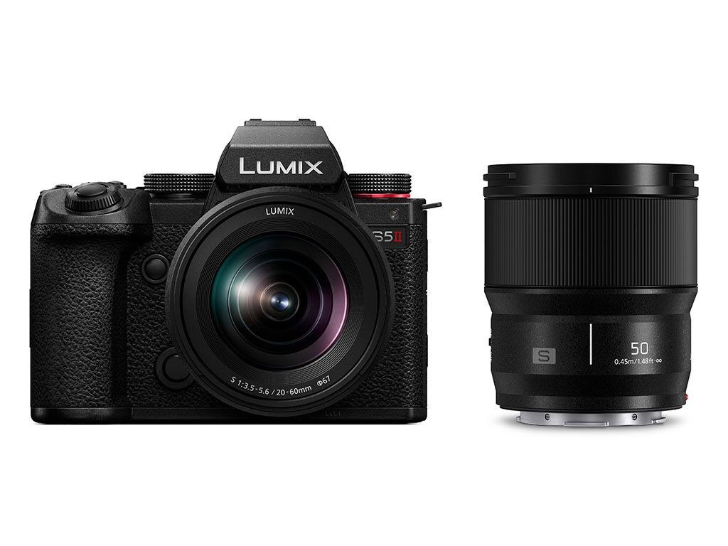 Panasonic Lumix S5II + S 20-60MM F3.5-5.6 + 50mm F1.8 MILC 24,2 MP CMOS 12000 x 8000 pixel Sort