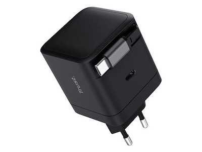 Trust Maxo Universel Sort Vekselstrøm Hurtig opladning Indendørs