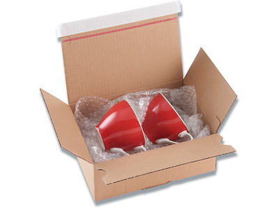 Forsendelsesæske, Brun, 210x180x130mm, Klæbestrimmel og tearstrip, Master'In Performance