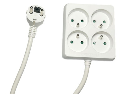 Microconnect MC-PSSQUARE040150FRW stikdåse 1,5 m 4 AC stikkontakt(er) Indendørs Hvid