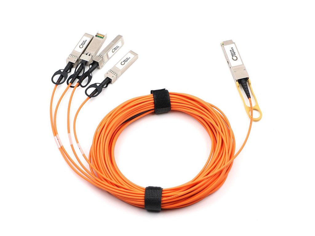 Lanview MO-BR-QSFP-4SFP10G-CU2M Ikke kategoriseret