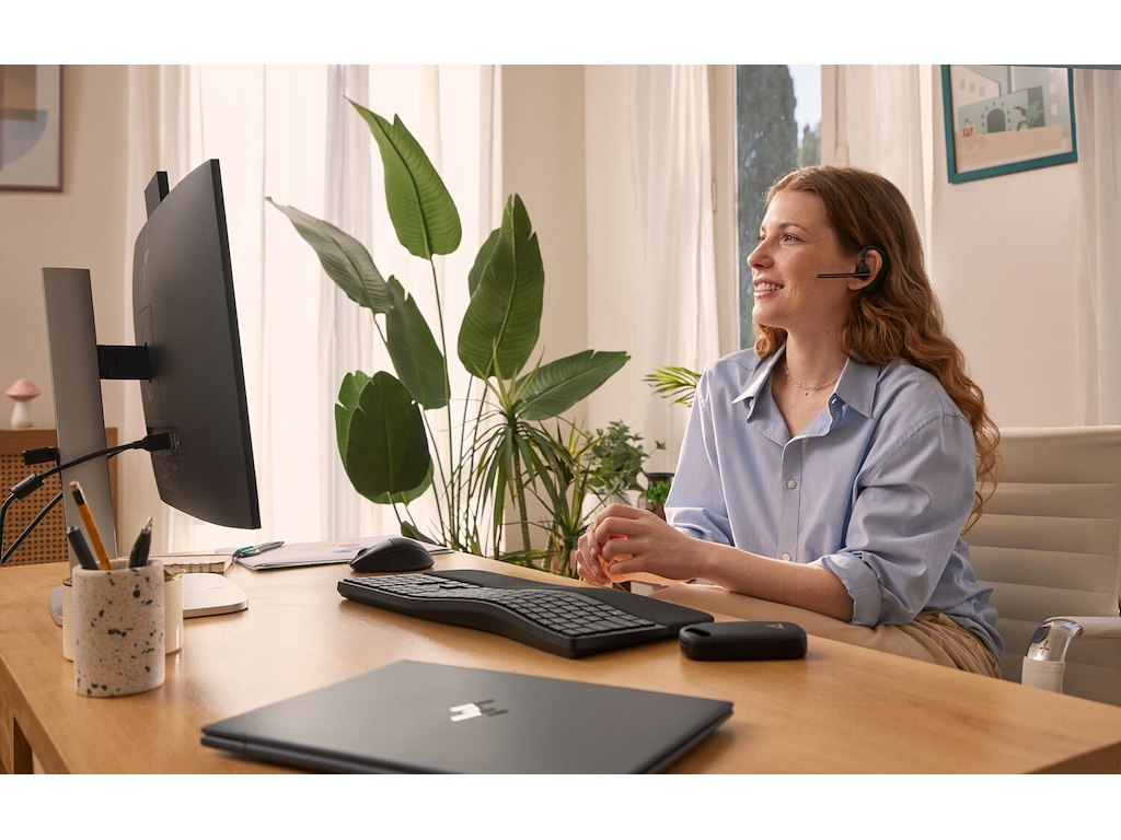 HP Poly Voyager Office Base for 4300/Legend 50/Focus 2